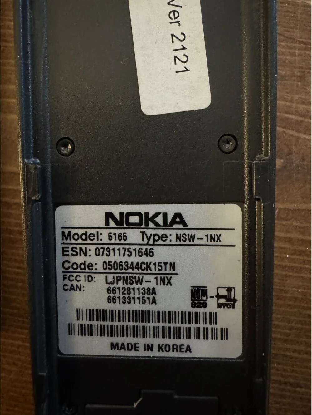 Nokia 5165 Digital Cellular Phone with RARE Wood Facing and Battery UNTESTED